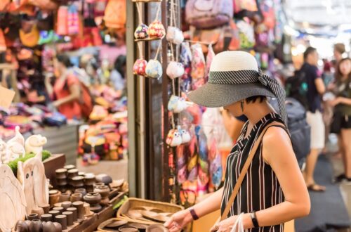 woman traveller exploring culture